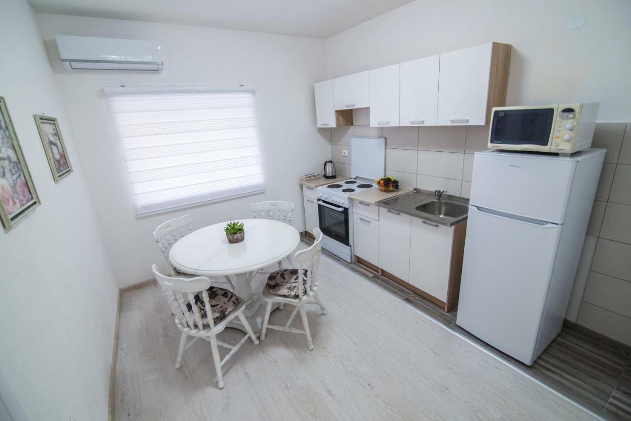 Love Apartments Мостар Екстериор снимка
