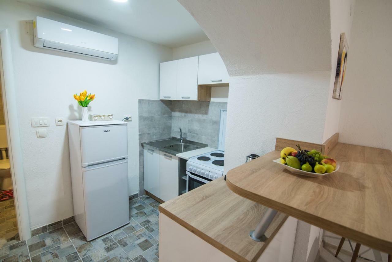 Love Apartments Мостар Екстериор снимка